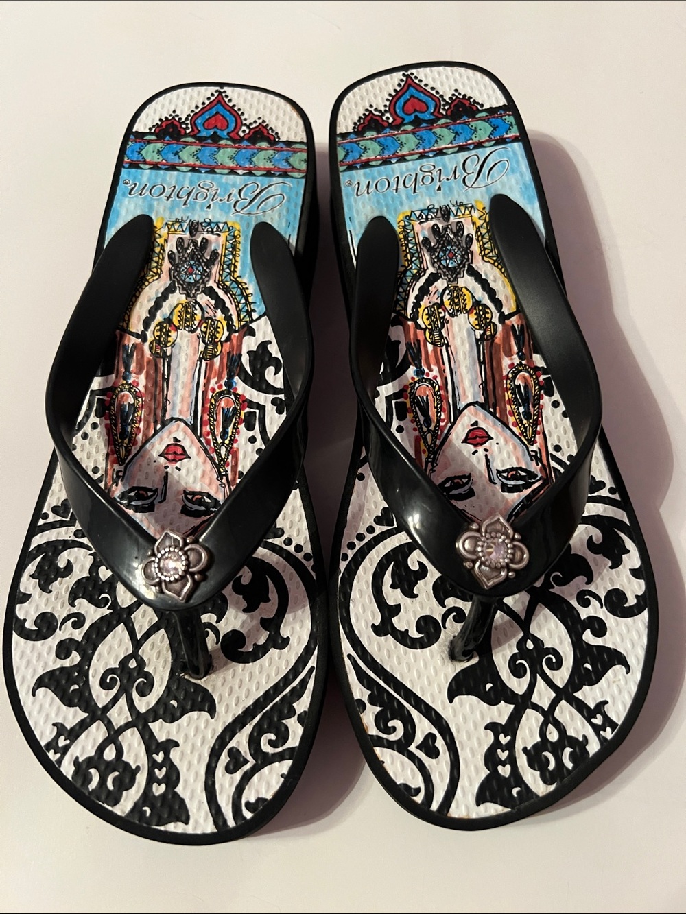 Brighton Multicolor Graphic Black Wedge Flip Flop Sandals Size 8 with Storagebag